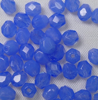 fp1-04-31010 milky sapphire firepolish 4 mm color 31010