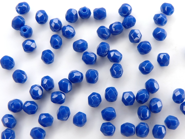 0090098 Opaque Blue facet 3 mm. 60 Pc.-0