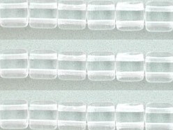 TH-00030 2Hole Square, Crystal 30 Pc.-0
