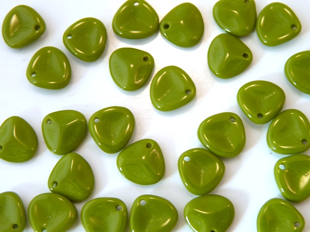 RP-53420 Opaque Olivine 50 Pc.-0 RP-53420 Opaque Olivine 50 Pc.-0