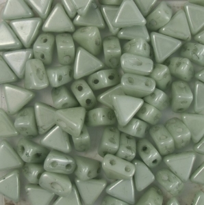 KH-03000-14457 Khéops® par Puca Opaque White Green Lustered. 10 gram-5408
