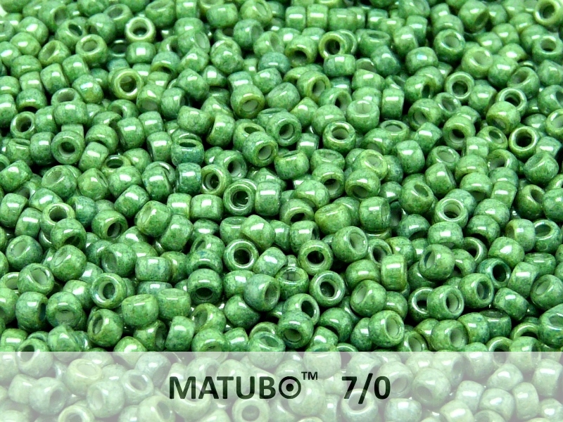 MTB-07-03000-14459 MATUBO™ Opaque White Green Luste-0 MTB-07-03000-14459 MATUBO™ Opaque White Green Luste-0