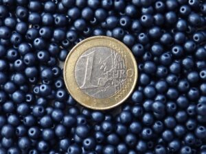 04-R-23980-79032 Jet Polychrome Dark Blue 4 mm. 70 Pc.-0