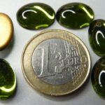 Cab-50240 Olivine Oval Goldfoiled 14×10 mm. 6 stuks-0