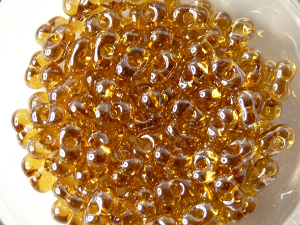 FG-16050L Farfalle Transparent Sfinx Topaz ± 50 gram.-0 FG-16050L Farfalle Transparent Sfinx Topaz ± 50 gram.-0