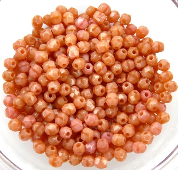 0070354 Pink Coral Facet 3 mm. 60 Pc.-0 0070354 Pink Coral Facet 3 mm. 60 Pc.-0