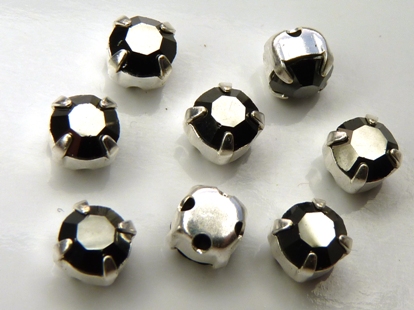 MCC-SS20-SLV-23980-14400 MC-Chatons Jet Hematite in Silver Setting 10 Pc.-0 MCC-SS20-SLV-23980-14400 MC-Chatons Jet Hematite in Silver Setting 10 Pc.-0