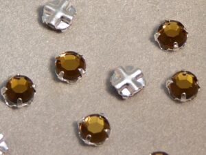 SS20-10220-Silver Extra Chaton Rose Montees Smoke Topaz Silver 15 Pc.-5773