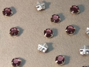 SS20-20050-Silver Extra Chaton Rose Montees Amethyst Silver 15 Pc.-5775
