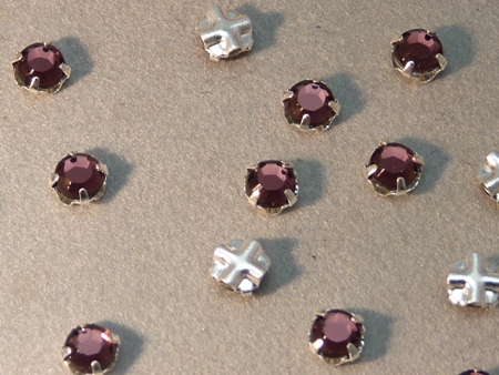 SS20-20050-Silver Extra Chaton Rose Montees Amethyst Silver 15 Pc.-5775