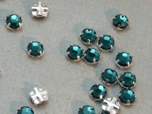 SS20-30340-Silver Extra Chaton Rose Montees Montana Sapphire Silver 15 Pc.-5777