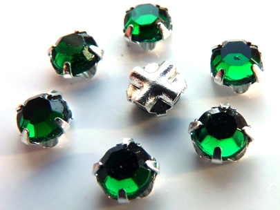 SS20-50730-Silver Extra Chaton Rose Montees Emerald Silver 15 Pc.-0 SS20-50730-Silver Extra Chaton Rose Montees Emerald Silver 15 Pc.-0