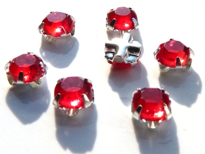 SS20-90070-Silver Extra Chaton Rose Montees Light Siam Red Silver 15 Pc.-0