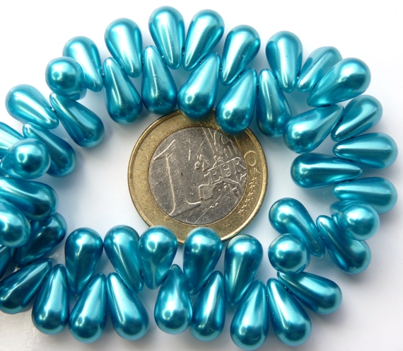 0090267 Aqua Glass Pearl Drop 30 Pc.-6011