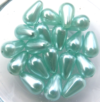 0090269 Light Aqua Glasspearl Pearshape 16 Pc-6012