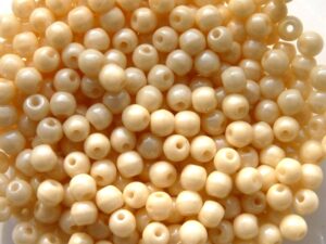 03-R-03000-14413 Chalk White Champagne Luster Round 3 mm. 120 Pc.-0
