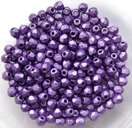 0080597 Metallic Suede Purple facet 3 mm. 50 Pc.-0