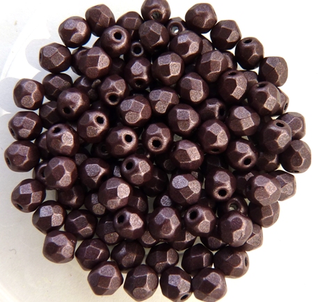 0080649 Metallic Suede Dark Plum Facet 4 mm. 50 Pc.-0