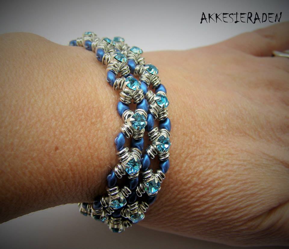 Link to a Free Pattern from Akke Jonkhof: Wrap en Bling Bracelet-0