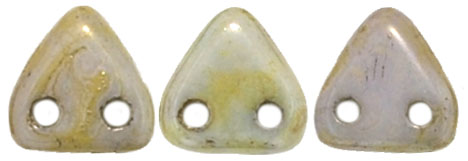 CMTR-03000-65431 CzechMates Triangle Opaque Luster Green, 10 gram-6147