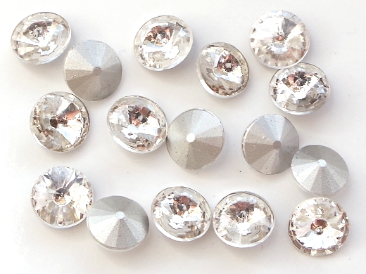 RIV-08-00030 Crystal Silver Foiled Rivoli 8 mm. 6 Pc.-0 RIV-08-00030 Crystal Silver Foiled Rivoli 8 mm. 6 Pc.-0