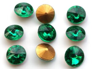 RIV-08-50730 Emerald Gold Foiled Rivoli 8 mm. 6 Pc.-0