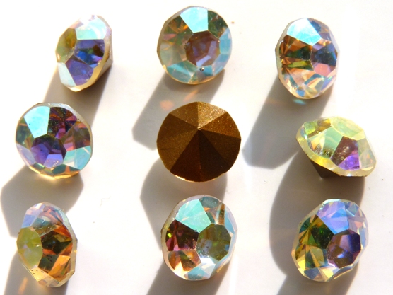 SS39-MCC-00030-28821 Crystal AB Gold Foiled Chaton 12 Pc.-0 SS39-MCC-00030-28821 Crystal AB Gold Foiled Chaton 12 Pc.-0