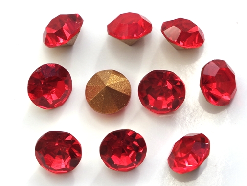 SS39-MCC-90070-98521 Light Siam Ruby Gold Foiled Chaton 12 Pc.-0 SS39-MCC-90070-98521 Light Siam Ruby Gold Foiled Chaton 12 Pc.-0