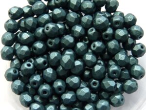 0100506 Metallic Suede Dark Forest Facet 4 mm. 50 Pc.-0
