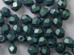 0100507 Metallic Suede Light Green facet 3 mm. 50 Pc.-0