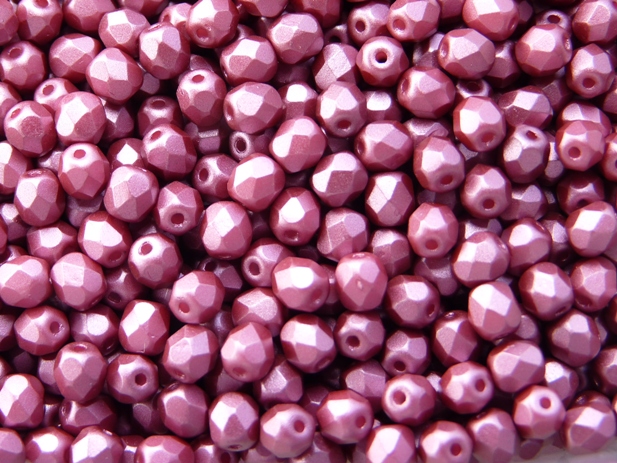 FP-04-02010-25031 Pastel Burgundy Pearl facet 4 mm. 50 Pc.-6791