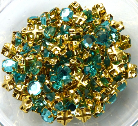 SS20-60010-Gold Extra Chaton Rose Montees Auqamarine Gold 15 Pc.-6929