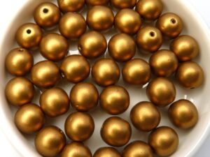 08-R-00030-01740 Silky Brass Gold round 8 mm. 25 Pc.-7113