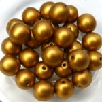 08-R-00030-01740 Silky Brass Gold round 8 mm. 25 Pc.-0