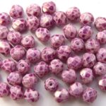0070374 Chalk white met Lila/Pink Marmer facet 6 mm. 25 Pc.-0
