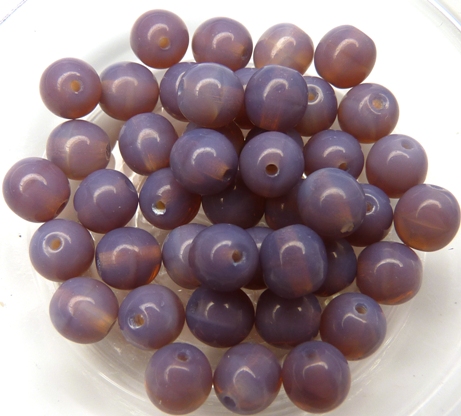 0080267 Milky Amethyst Round 6 mm, 35 Pc.-7048