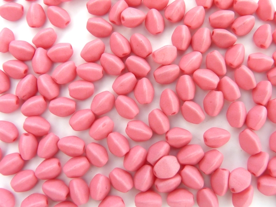 PI-02010-29560 Saturated Pink Pinch Beads 10 gram-7192