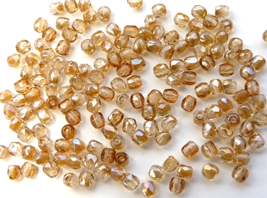 0030241 Crystal met Celsian facet 2.5 mm.-0