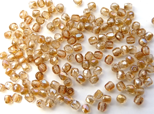 0030241 Crystal met Celsian facet 2.5 mm.-0 0030241 Crystal met Celsian facet 2.5 mm.-0