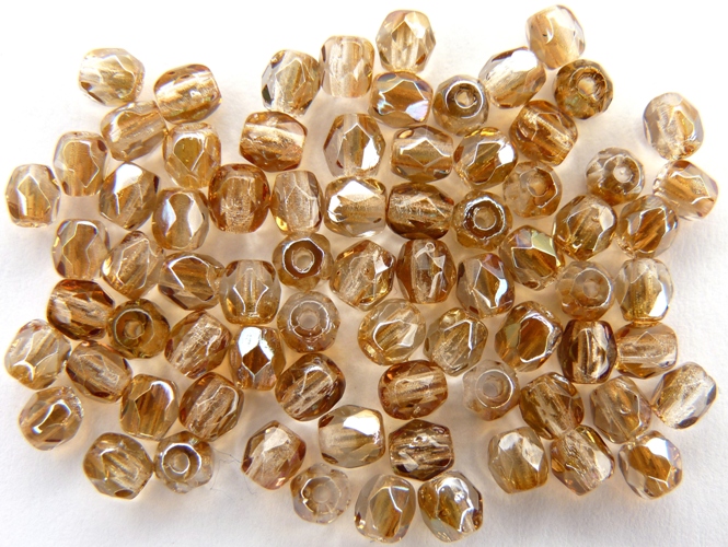 0030243 Crystal met Celsian facet 4 mm.-7539