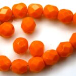 0060114 Opaque Mandarin Orange facet 6 mm. 25 Pc.-0