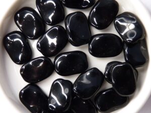 0010101 Jet Twisted rectangle 20 Pc.-7901