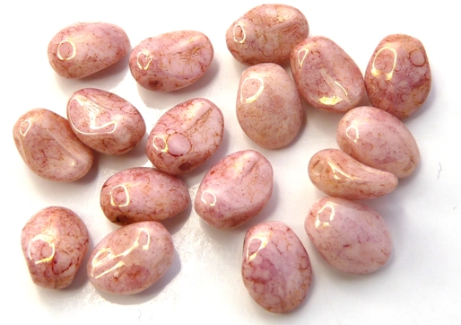 0070001 Chalk White Red Luster Short daggerbeads, ( Tulip Petal) 30 Pc.-0