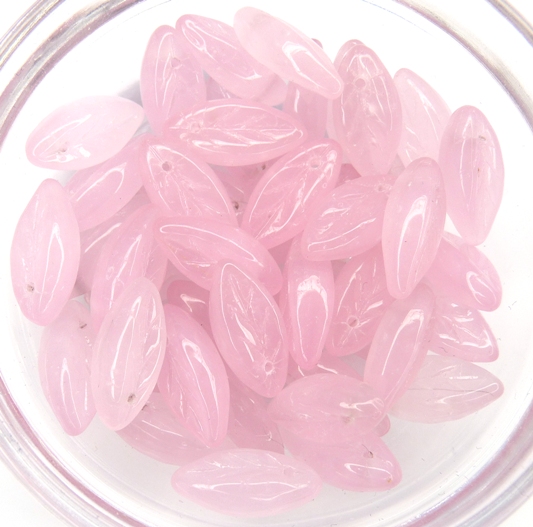 0070030 Milky Pink Leaves ( hole in the top) 34 Pc.-8195