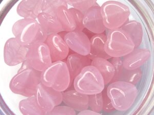 0070034 Milky Pink Heart 10 x 10 mm. 28 Pc.-8211