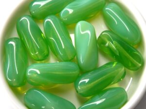 0100094 Green Opal Twisted Oval 6 Pc.-0