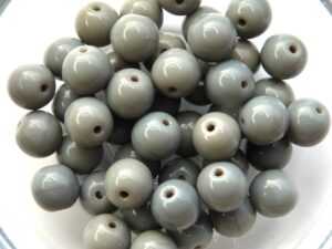 0020031 Opaque Grey round 7 mm. 30 Pc.-8661