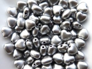 0020078 Silky Silver Heart Bead. 30 Pc.-8689