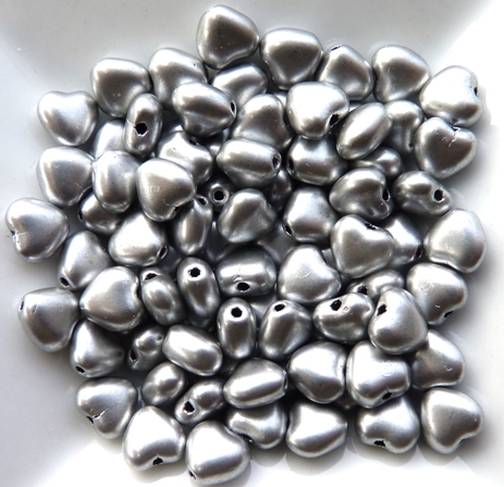 0020078 Silky Silver Heart Bead. 30 Pc.-8689