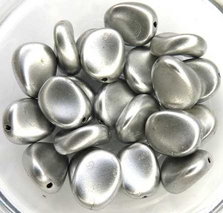 0020080 Silky Silver Twisted Oval 12 Pc.-0